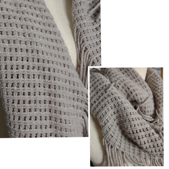 Sparkle infinity scarf - Picture 2 of 3
